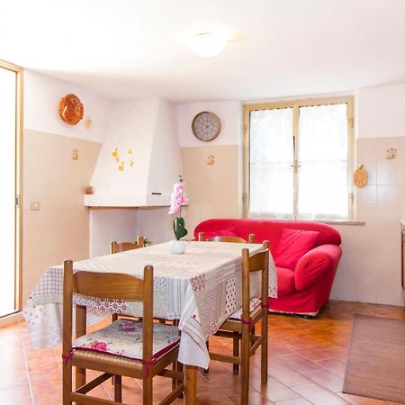 פוסאדה Appartamenti In Villa Con Ampio Giardino Esterno מראה חיצוני תמונה