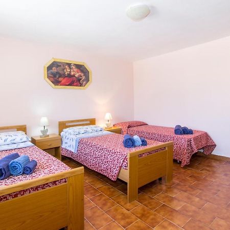 פוסאדה Appartamenti In Villa Con Ampio Giardino Esterno מראה חיצוני תמונה