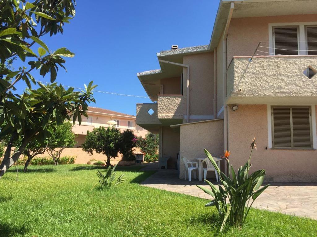 פוסאדה Appartamenti In Villa Con Ampio Giardino Esterno מראה חיצוני תמונה