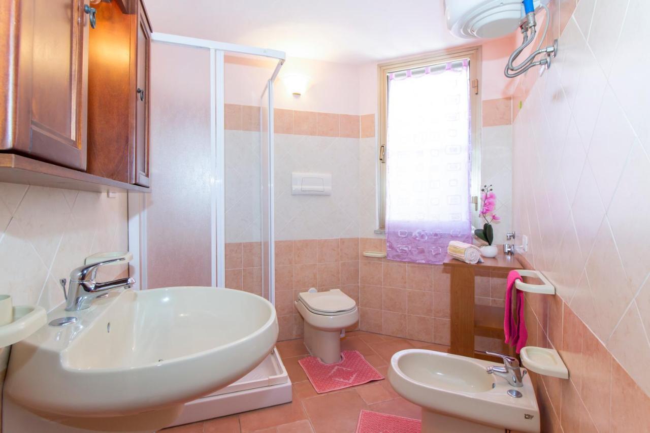 פוסאדה Appartamenti In Villa Con Ampio Giardino Esterno מראה חיצוני תמונה