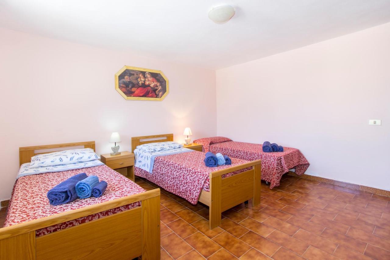 פוסאדה Appartamenti In Villa Con Ampio Giardino Esterno מראה חיצוני תמונה