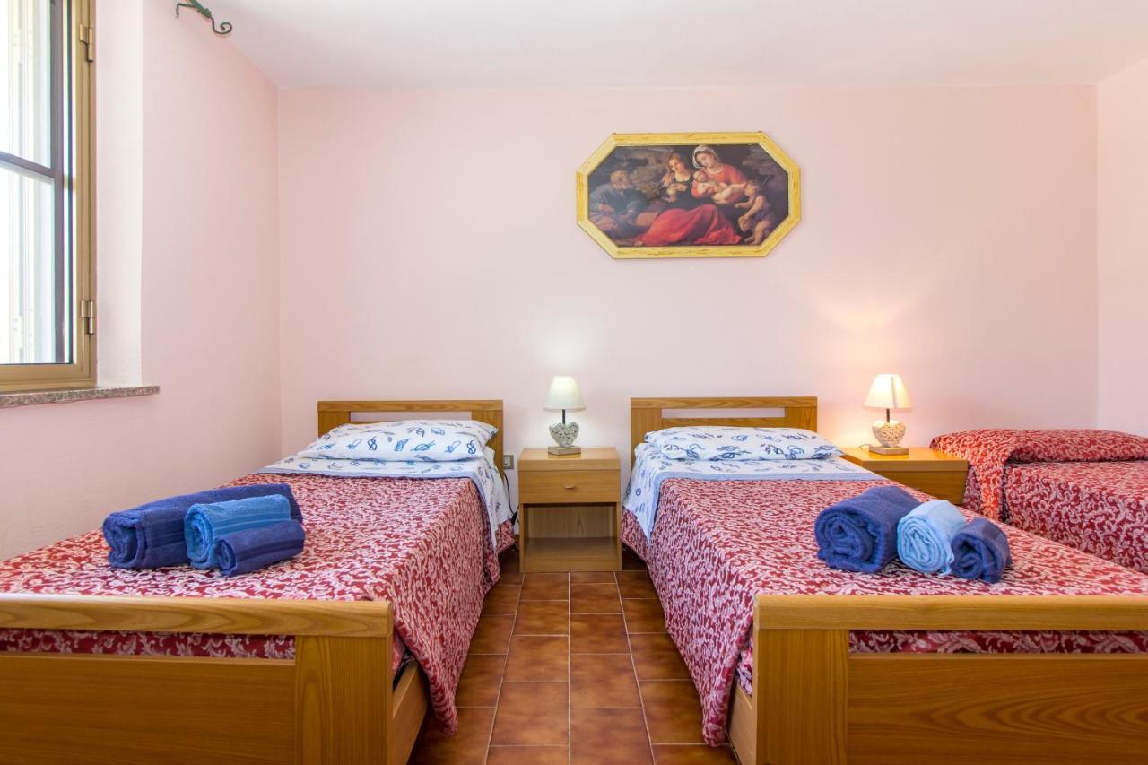 פוסאדה Appartamenti In Villa Con Ampio Giardino Esterno מראה חיצוני תמונה