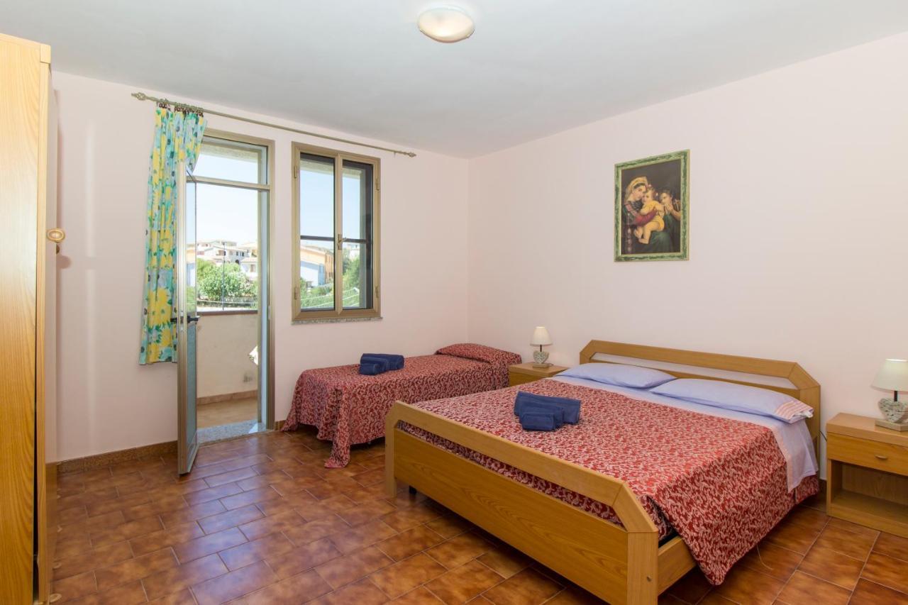 פוסאדה Appartamenti In Villa Con Ampio Giardino Esterno מראה חיצוני תמונה