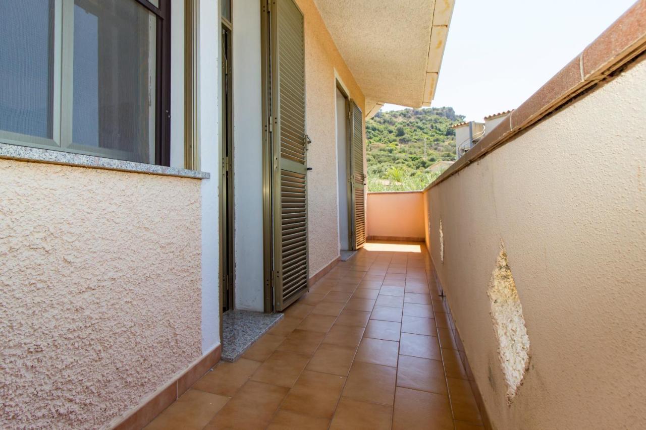 פוסאדה Appartamenti In Villa Con Ampio Giardino Esterno מראה חיצוני תמונה