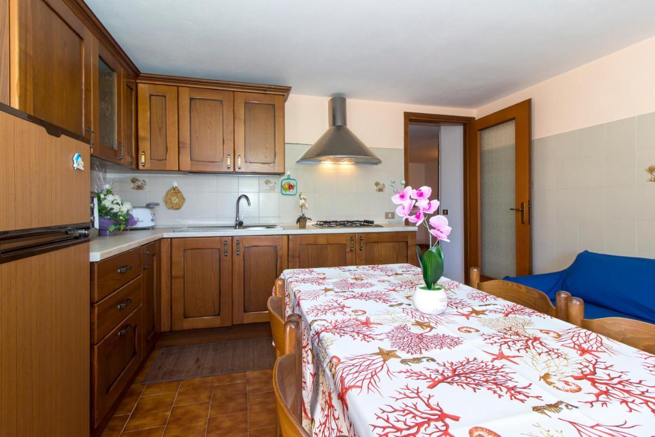 פוסאדה Appartamenti In Villa Con Ampio Giardino Esterno מראה חיצוני תמונה