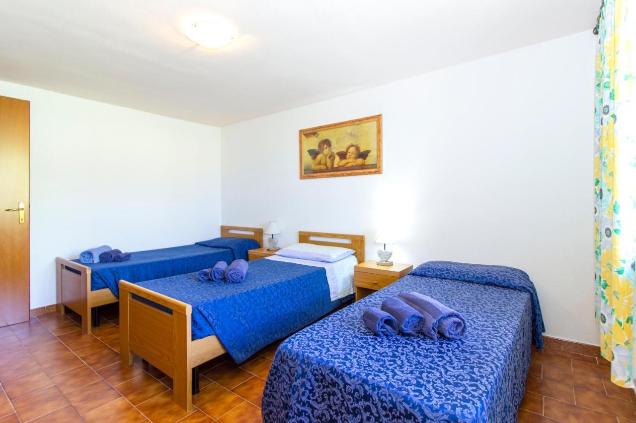 פוסאדה Appartamenti In Villa Con Ampio Giardino Esterno מראה חיצוני תמונה