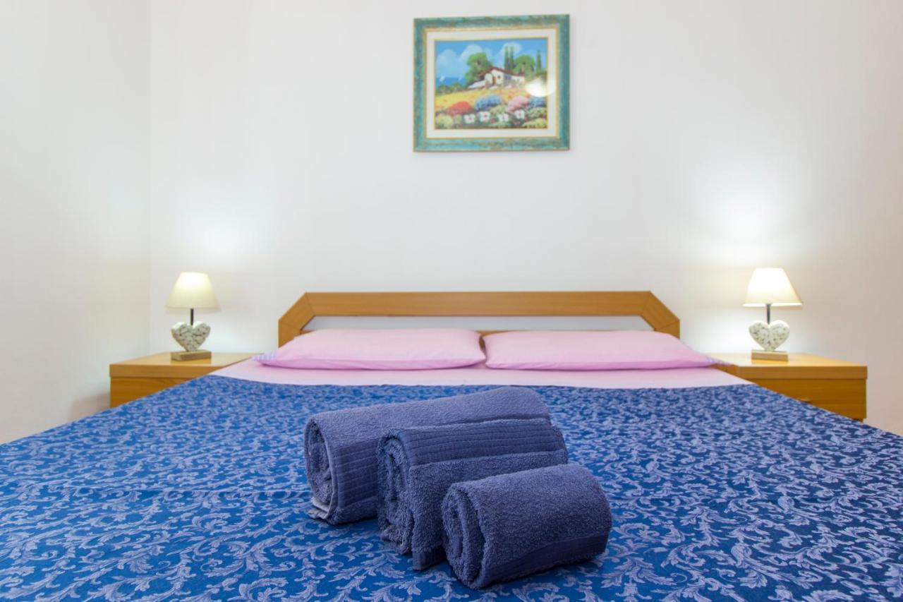 פוסאדה Appartamenti In Villa Con Ampio Giardino Esterno מראה חיצוני תמונה